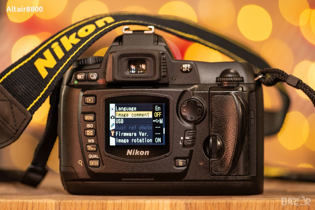 Nikon Д70 фотоапарат + два обектива и аксесоари Никон, снимка 1