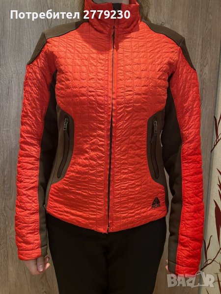 Дамско яке на NIKE ACG р-р S с подплата, Перфектно! , снимка 1
