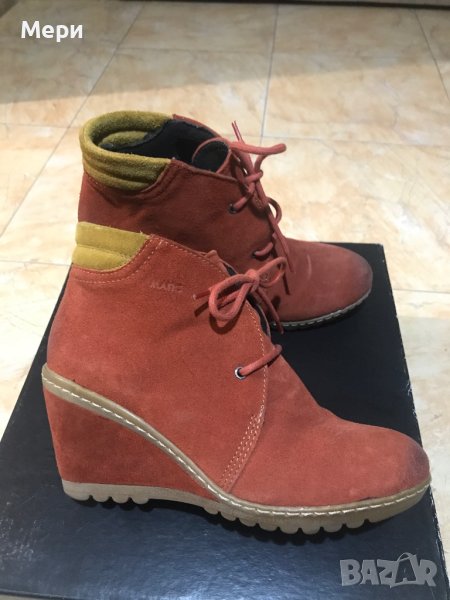 Дамски боти от естествен велур, снимка 1