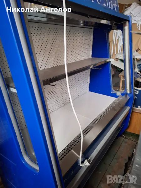 Хладилна витрина , снимка 1