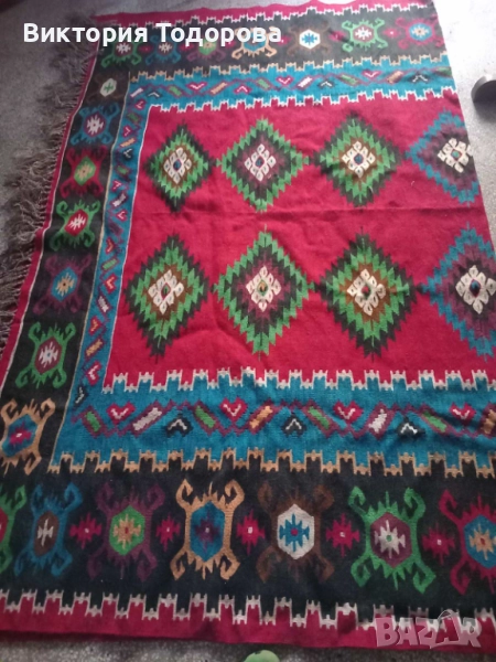 ПРОДАВАМ ЧИПРОВСКИ КИЛИМ, снимка 1