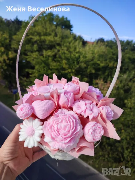 Кошница с розови ароматни сапунчета, снимка 1