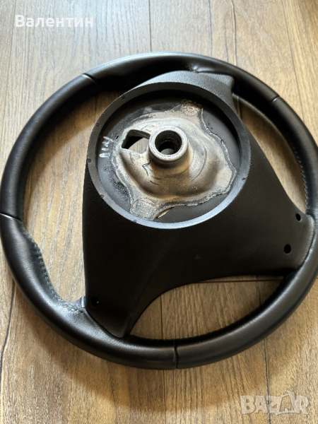 Alfa Romeo Giulietta/Mito Кожен волан с конзола и бутони, снимка 1