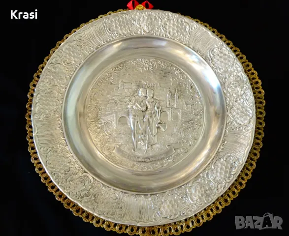 Калаена чиния,пано,картина Влюбени 31 см.,калаена сватба. , снимка 12 - Антикварни и старинни предмети - 47644067