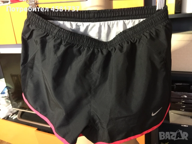 Дамски шорти Nike, размер S, снимка 5 - Спортни екипи - 51742561