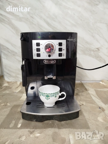 Кафе машина DELONGHI MAGNIFICA S