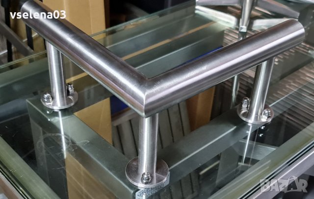 Парапет ,ролбар,преграда за магазин