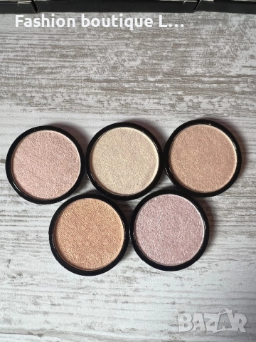 Нов блестящ хайлатър розов цвят със златни частици ❤️, снимка 8 - Декоративна козметика - 52118832