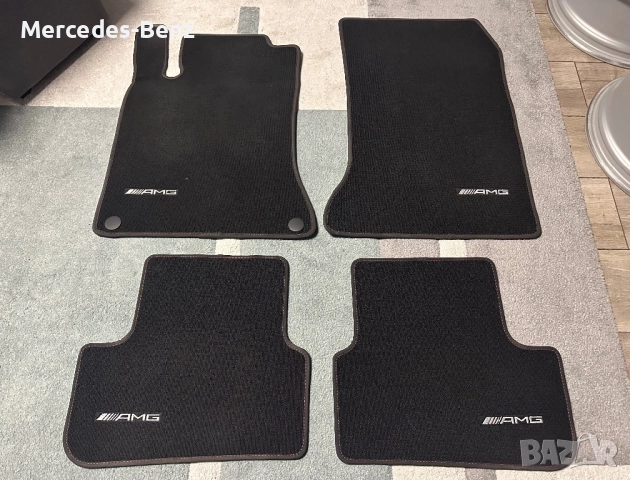 AMG Оригинални стелки  за Мерцедес GLA W 156,A-classe W 176