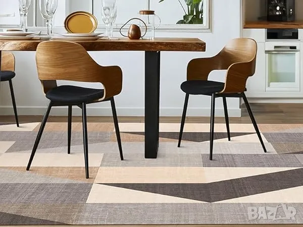 200х300 модерен килим с къс косъм и неплъзгаща подложка. Перящ се в пералня , снимка 2 - Килими - 50332511