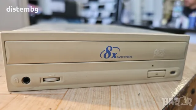 TEAC CD-R58S SCSI CD-RW 8X записващо устройство 