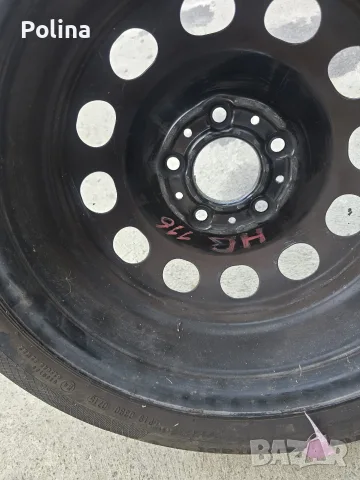 Зимни гуми за БМВ 195/55 R16, снимка 4 - Части - 56231870