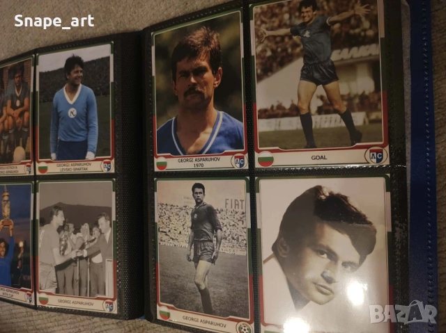 За колекционери: Албум със 160 картички на Георги Аспарухов Гунди Левски, снимка 5 - Футбол - 53759157