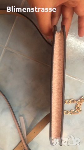 Michael Kors оригинална нова чанта за през кръста, снимка 4 - Рокли - 41910586