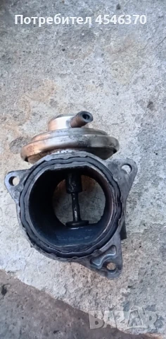 ЕГР клапан  за Волксваген Голф 5 1.9 дизел 105к.с 2006г, снимка 2 - Части - 51190897