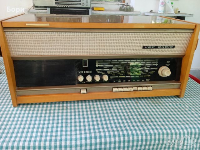 VEF RADIO 1965г, снимка 1 - Радиокасетофони, транзистори - 41571638
