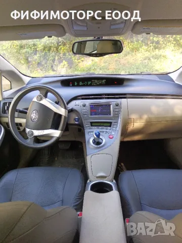 Тойота Приус , снимка 8 - Автомобили и джипове - 48455228