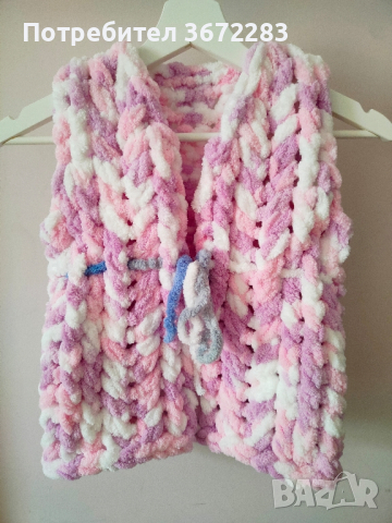 Детско ръчно изработено - плетено елече / елек / жилетка от мека прежда, снимка 2 - Други - 44733521