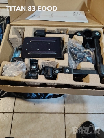 стойка за два монитора от Fleximounts, снимка 4 - Стойки, 3D очила, аксесоари - 52085413