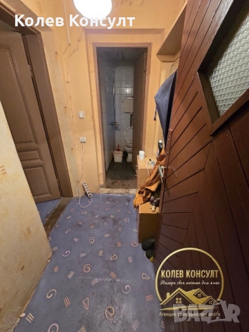 Продавам малка вила в гр. Хасково, до зоологическа градина, снимка 5 - Къщи - 52305455