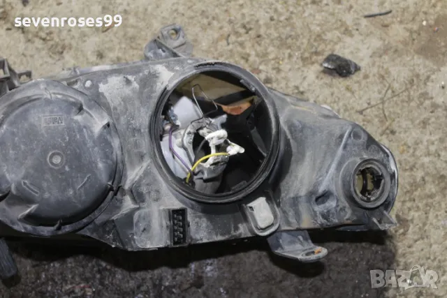 Фар ляв 2 Пежо 307 св комби 2002 1.6i Peugeot 307SW, снимка 8 - Части - 48252965