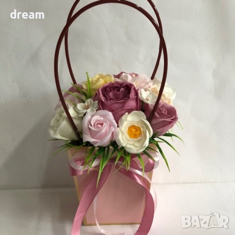 Кошничка аранжирана със сапунени цветя, снимка 6 - Подаръци за жени - 40911647
