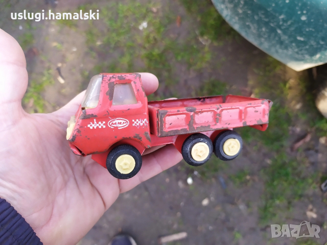 Стара ламаринена играчка/камион