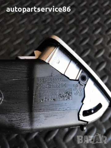 Десен въздуховод на таблото за Peugeot 307CC (2005) 9634498977, снимка 3 - Части - 53618157