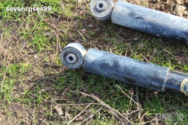Амортисьор заден ляв десен Фиат Пунто 2 2001 1.2i 60 Fiat Punto 2  2/3врати комплект, снимка 4 - Части - 53193976