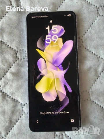 Samsung Z flip 4, снимка 3 - Samsung - 53682240