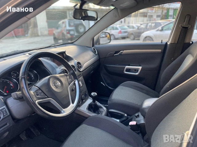 Опел Антара 2.4 Бензин, снимка 8 - Автомобили и джипове - 53088703