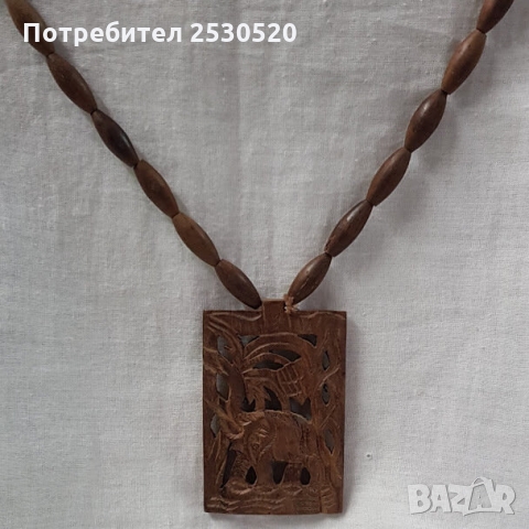 Медальон дърворезба, снимка 2 - Колиета, медальони, синджири - 36066194