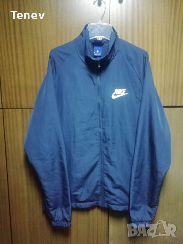 Nike оригинално ново мъжко горнище размер M яке 