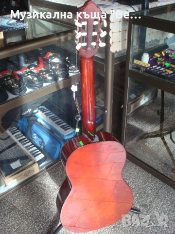 Класическа китара Valencia VC103 NAT, Размер 3/4, снимка 11 - Китари - 24706639