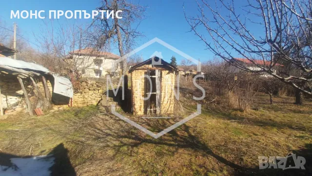 Къща на два етажа в с. Вишовград, обл. Велико Търново, снимка 3 - Къщи - 48472489