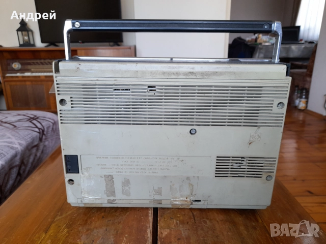 Старо радио,радиоприемник Веф,Vef 317, снимка 3 - Антикварни и старинни предмети - 51838545