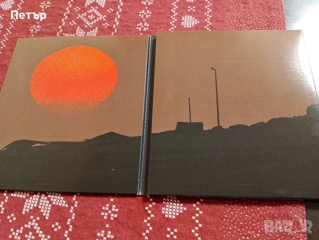 Продавам нов сет BD audio+CD Roger Waters-Amused To Death, снимка 4 - DVD дискове - 53431799