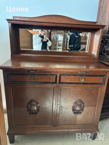 Шкаф с огледало 