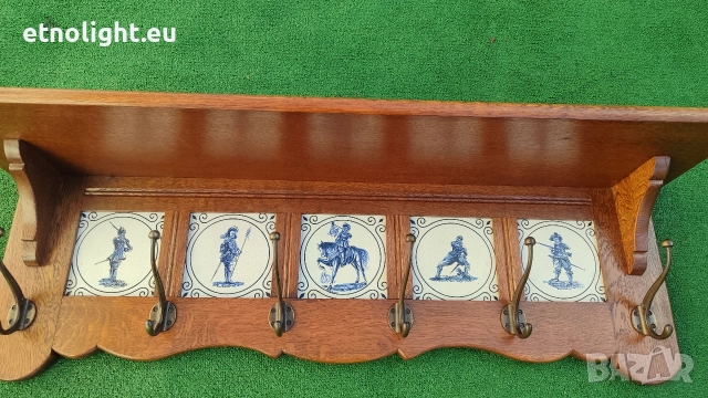 Уникална масивна дъбова закачалка с рафт отгоре и порцеланови плочки , снимка 8 - Закачалки - 52805904