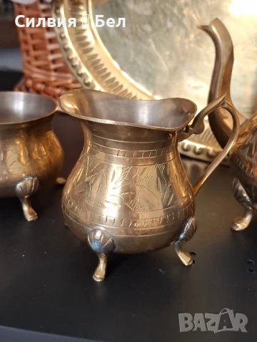 Месингов сервиз за кафе/чай – ръчно гравиран., снимка 4 - Антикварни и старинни предмети - 51009183