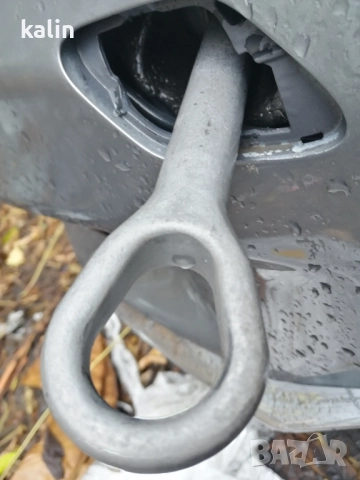 Продавам кука за теглене за Мерцедес W212, снимка 2 - Аксесоари и консумативи - 52570656