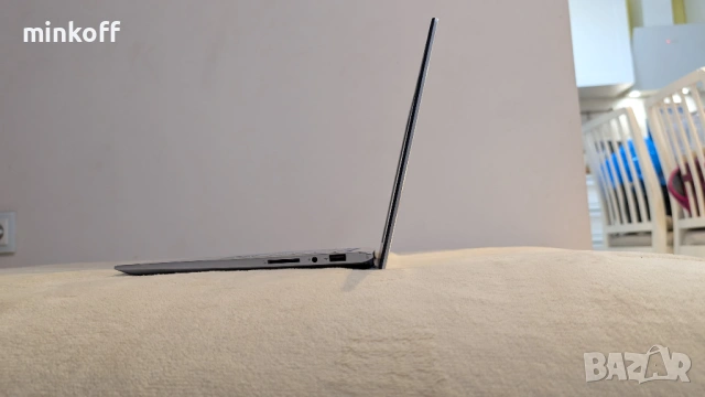 ASUS ZenBook 14 UM431D, Full HD, AMD Ryzen 5 3500U, 8 GB, 512 GB NVMe, снимка 5 - Лаптопи за дома - 53538057