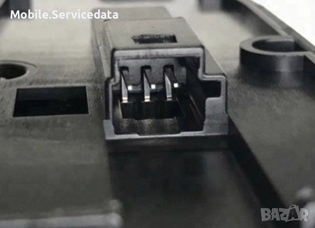 Бутони за ел стъкла Mercedes C-Class W205, GLC W253, снимка 4 - Аксесоари и консумативи - 52143811