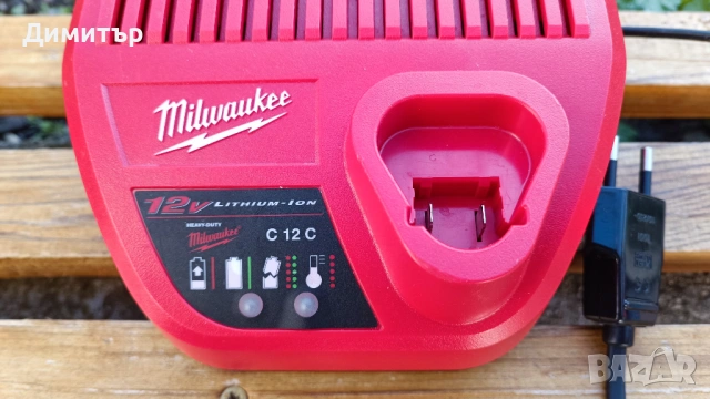 Milwaukee C12/M12 зарядно устройство , снимка 3 - Винтоверти - 46858505