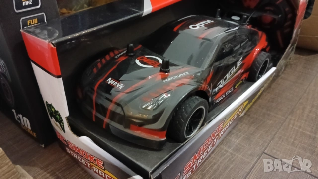 4броя детски коли с дистанционно управление rc джип динозавър състезателна кола бъги звук светлини 2, снимка 8 - Коли, камиони, мотори, писти - 53481573