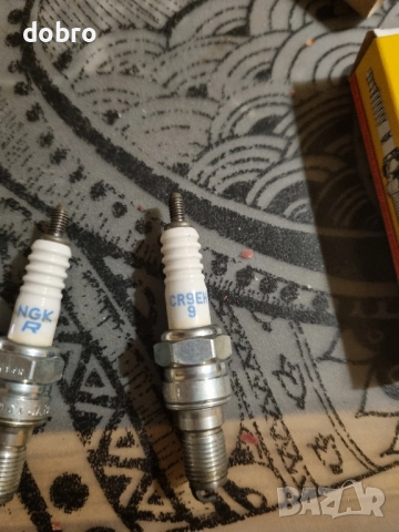 ngk cr9eh9 запалителни свещи Honda cbr f3 600, снимка 5 - Части - 52182440