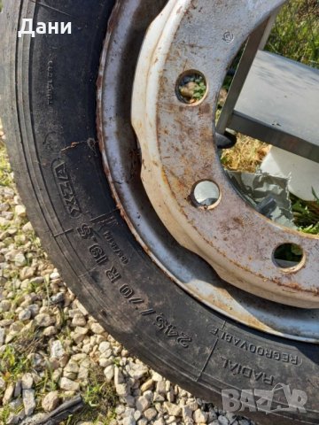 245/70 R 19.5 Гума за камион Мерцедес 1517, снимка 4 - Гуми и джанти - 34828337