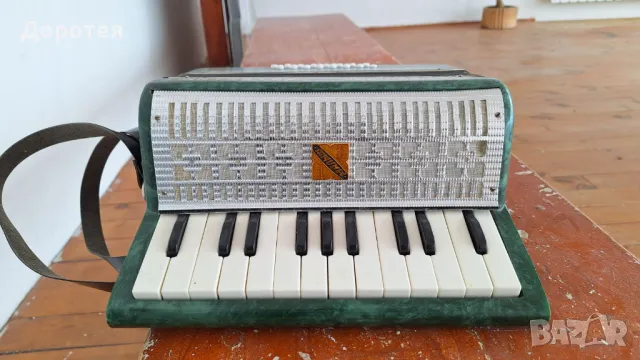 Детски акордеон Мальиш , снимка 2 - Акордеони - 49181445
