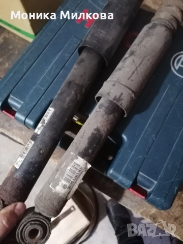 Амортисьори за Passat B6, снимка 4 - Части - 52887532