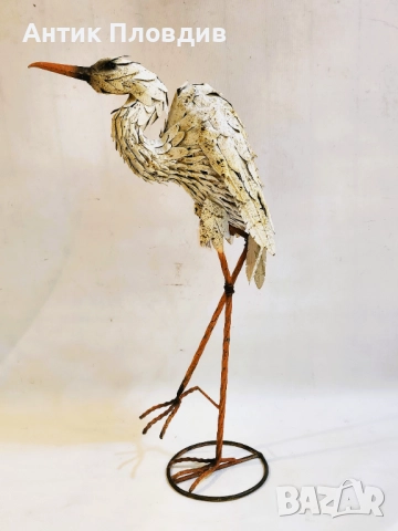 Метална декоративна чапла за градина